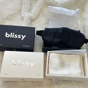 Blissy silk sleeping mask and pillowcase bundle